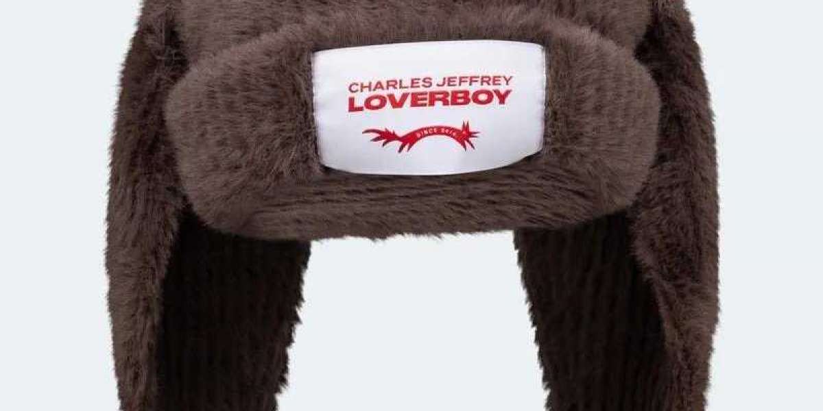 Why is Loverboy hat Streetwear Popular?