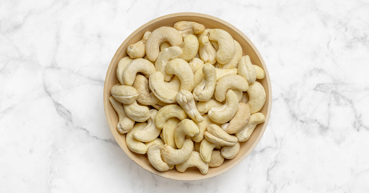 10 Cashew Benefits for Women's Health, Uses, and Daily